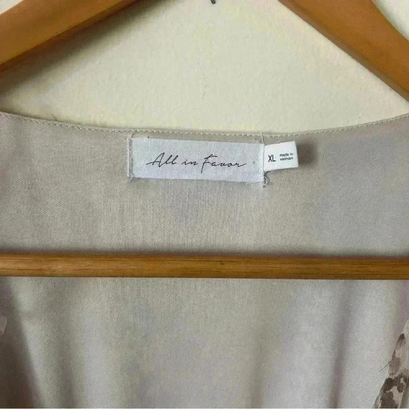 All In Favor Brown Snakeskin Print Wrap Dress Size XL - Picture 3 of 5